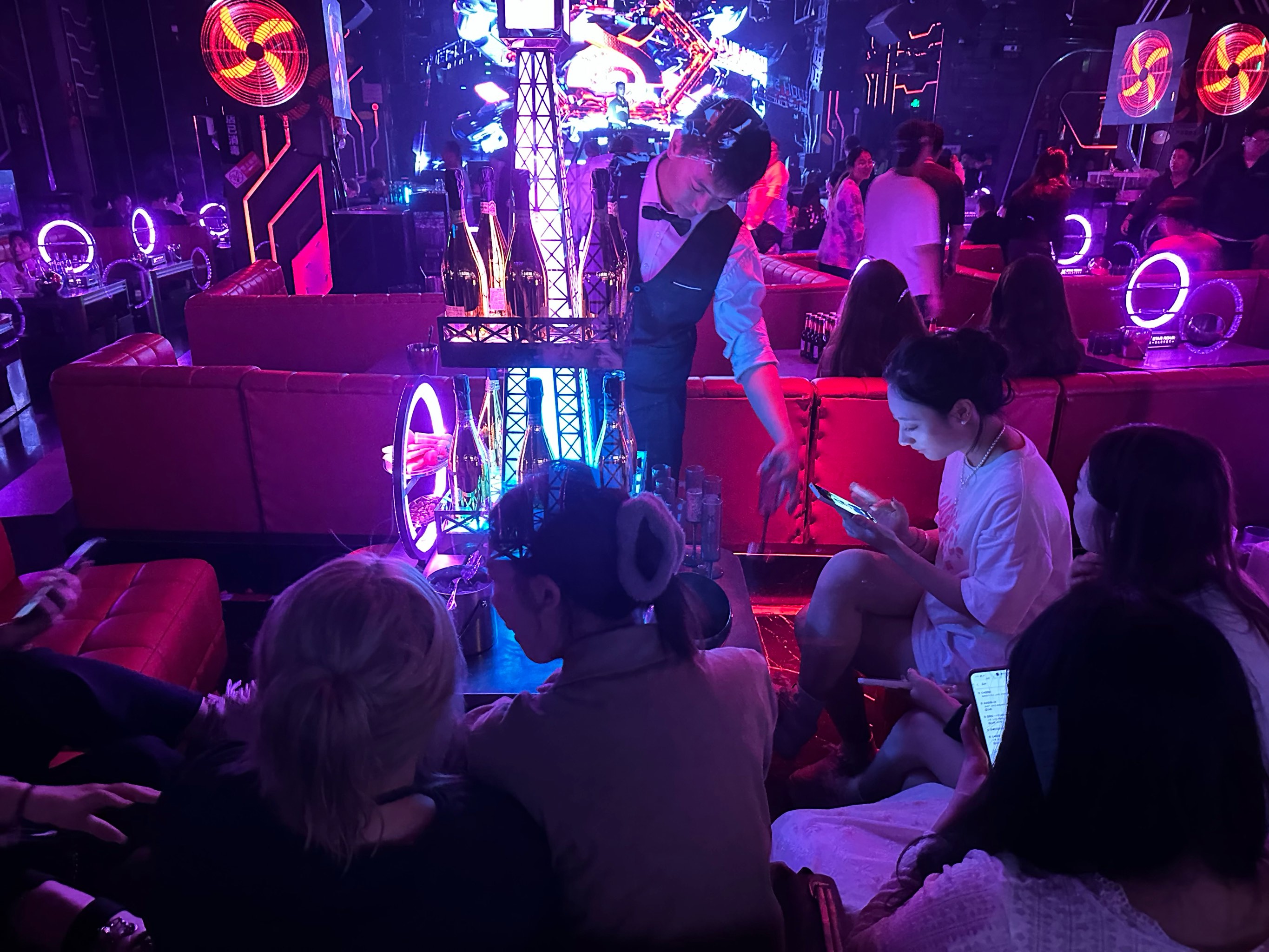 昆明商务ktv及商务ktv啥意思解析-五华区ktv预订