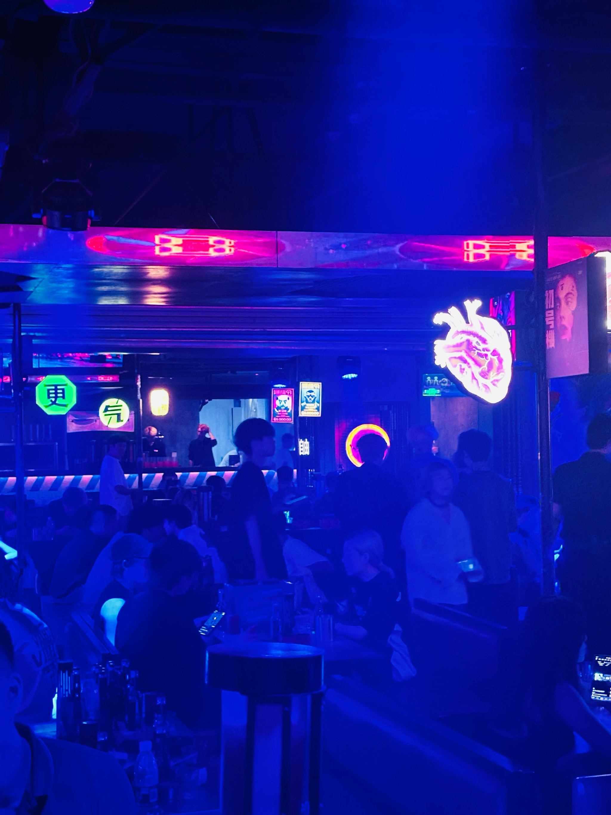 昆明商务ktv：划算还是不划算-呈贡区ktv预订